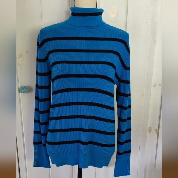 Talbots Ribbed Turtleneck Bar Stripe Top Size M - Picture 3 of 9